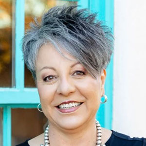 headshot bernadette montoya consultant